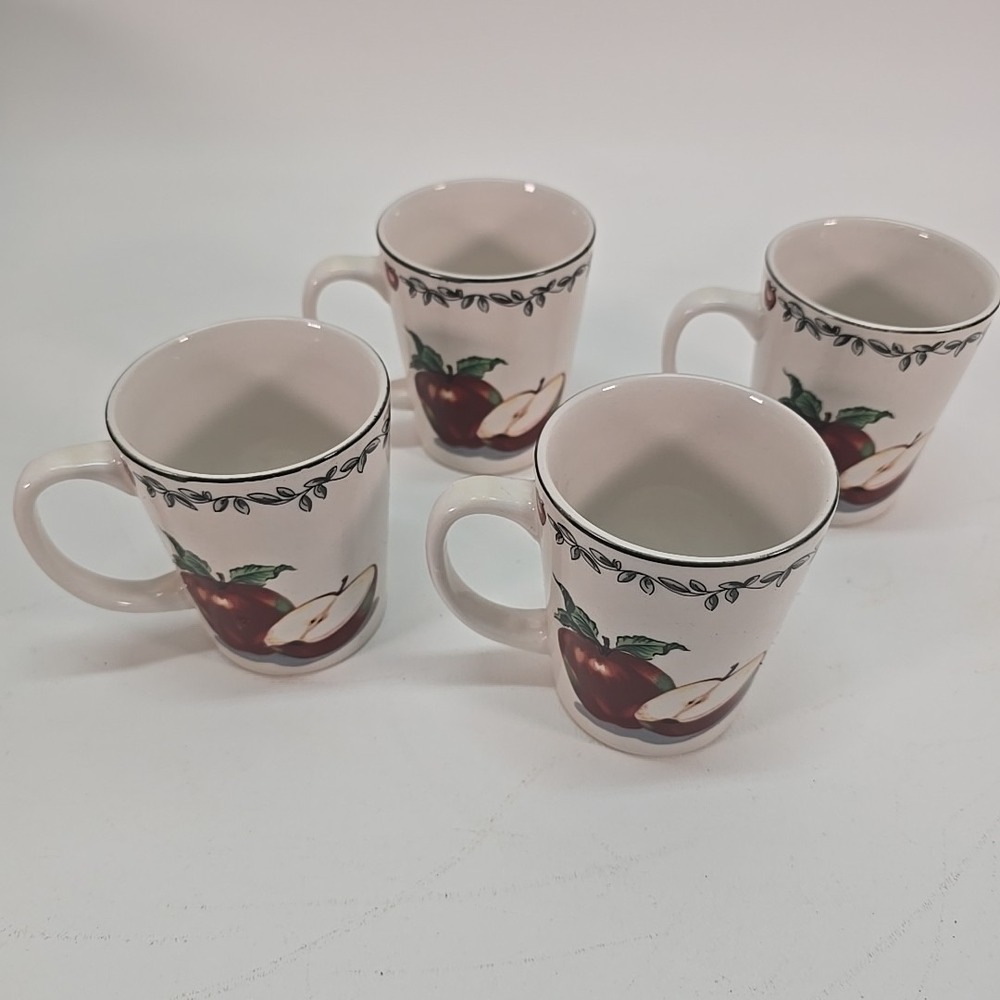 Today's Home Apple Coffee‎ Cups Lot Of 4